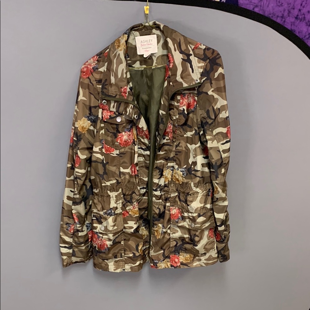 Camouflage Floral Women's Jacket